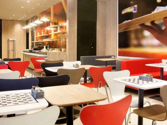 Ibis Paranagua - Photo3