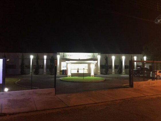 Cast Comfort Hotel - Photo3