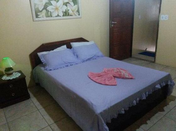 Yellow House Paraty - Photo2