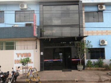 Yves Hotel
