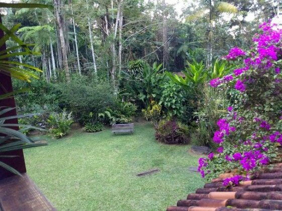 Casa em penedo com cachoeira - Photo4