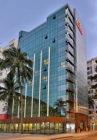 Arena Leme Hotel