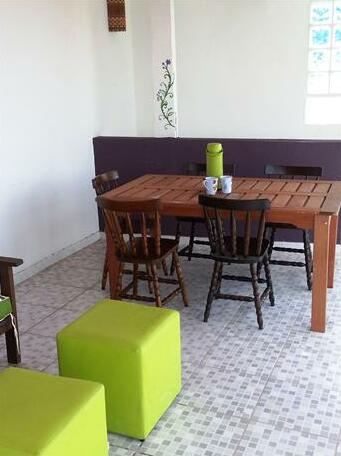 Chateau Hostel - Photo3