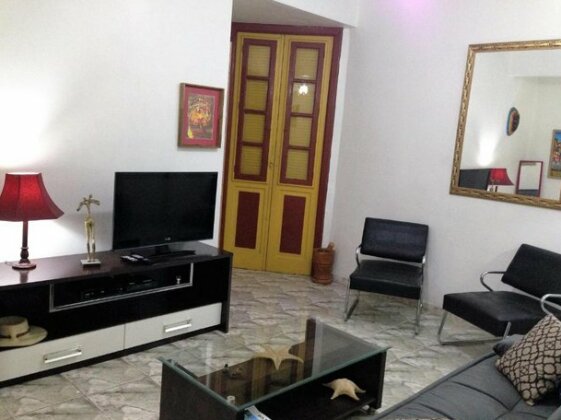 Edificio Alone - Photo2