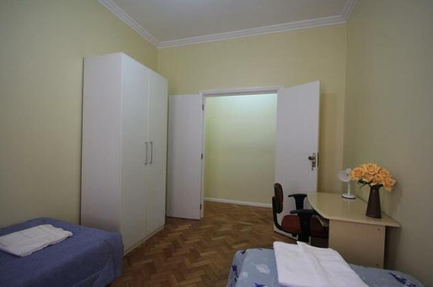 Guimaraes 403 - Photo4