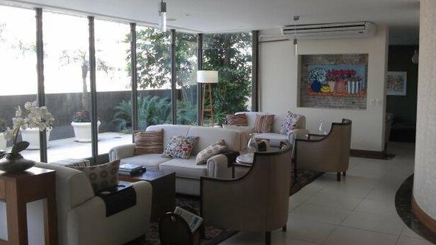 Leblon Apart Hotel - Photo2