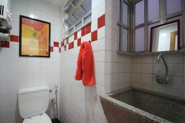 Redfern 401 - Photo2