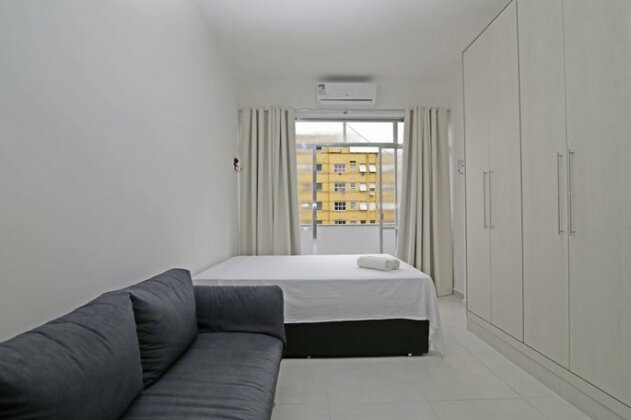  Photo 2