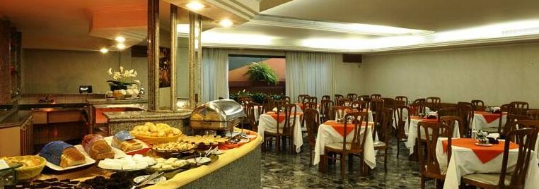 Hotel Augusta Boulevard - Photo4