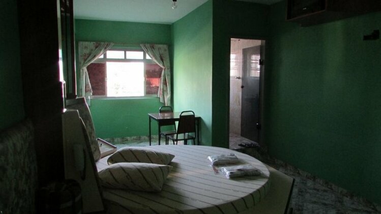 OYO Hotel Boneville - Photo5