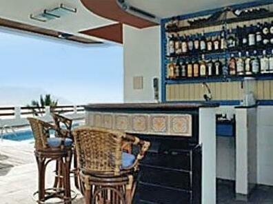 Cigarras Praia Hotel - Photo2
