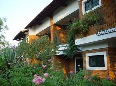 Grinbergs Village Hotel - Photo2