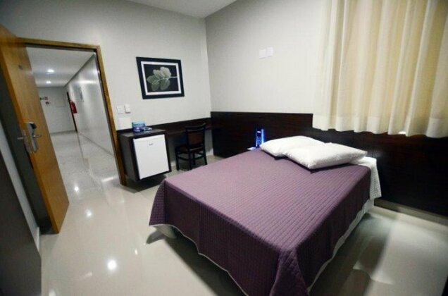 Vermont Plaza Hotel - Photo5