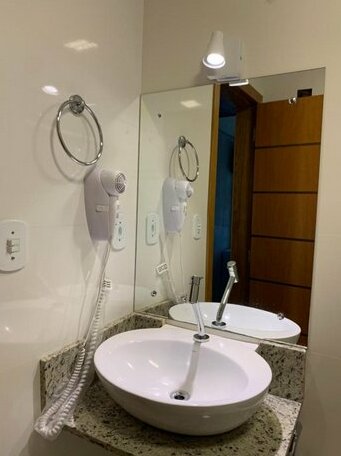 Roll Inn Hotel - Photo4