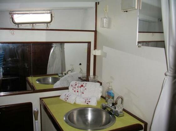Fully Crewed Private Sailing Yacht Charter - Photo5