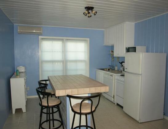 Wheel House Downstairs by Living Easy Abaco - Photo5