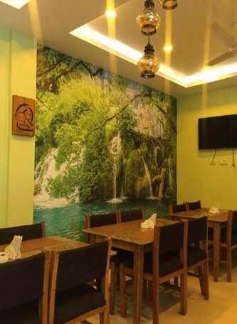 Karma's Suites - Photo3