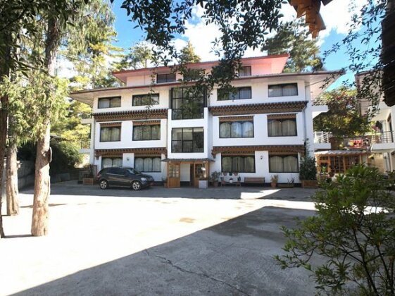 Sambhav Service Apartments - Photo2