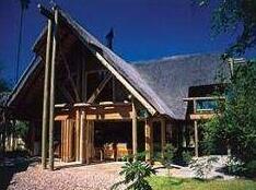 Savute Safari Lodge T