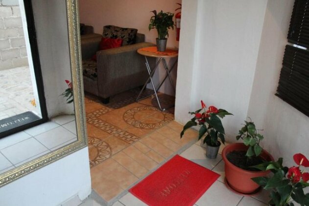 Meryland Guesthouse - Photo2