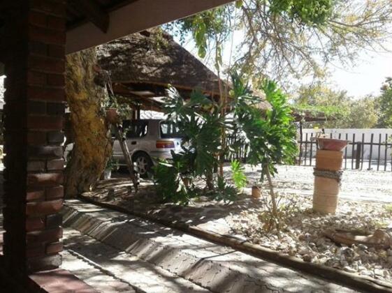 Road View Lodge - Photo5