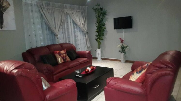 Tintech Bed & Breakfast - Photo5