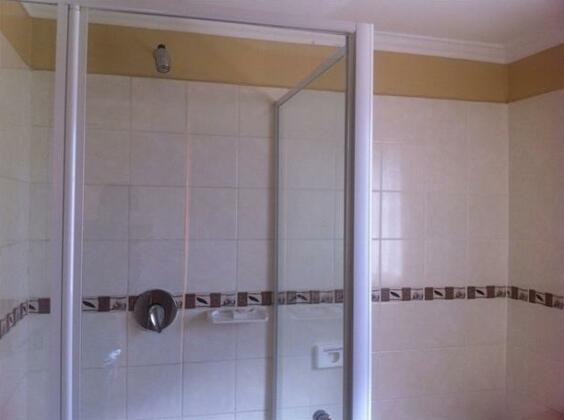 Cactus Inn Gaborone - Photo4