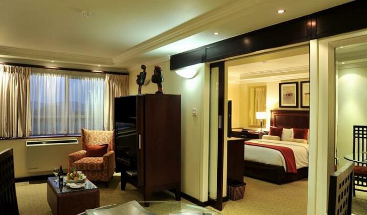Cresta President Hotel - Photo4