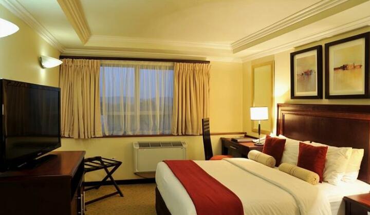 Cresta President Hotel - Photo5