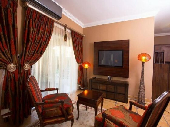 Elegant & Exclusive Boutique GuestHouse - Photo3