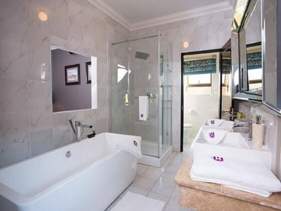 Elegant & Exclusive Boutique GuestHouse - Photo5