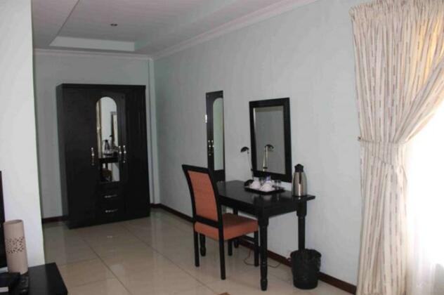 Exec Closets Hotel - Photo4