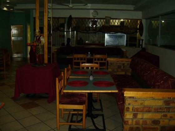 Gaborone Hotel - Photo4