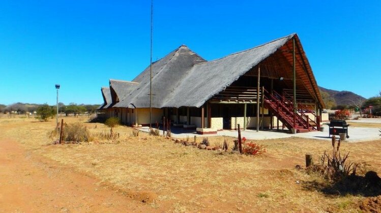 Leopard Lengau Lodge