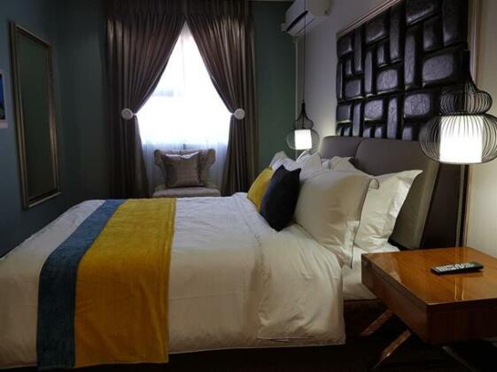 Madamz Bed & Breakfast - Photo3