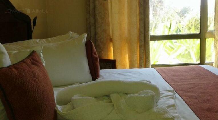 Okavango Roadside Guesthouse - Photo5