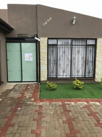 Overflow Guest House - Photo4