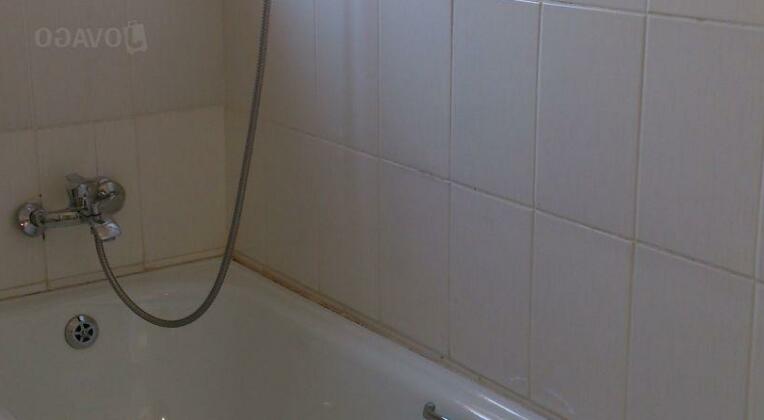 Regie's Hotel - Photo5