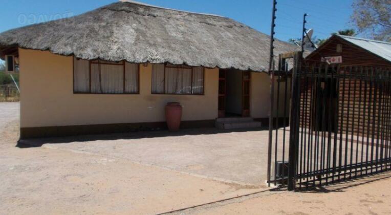 Riverside Lodge Gaborone - Photo2
