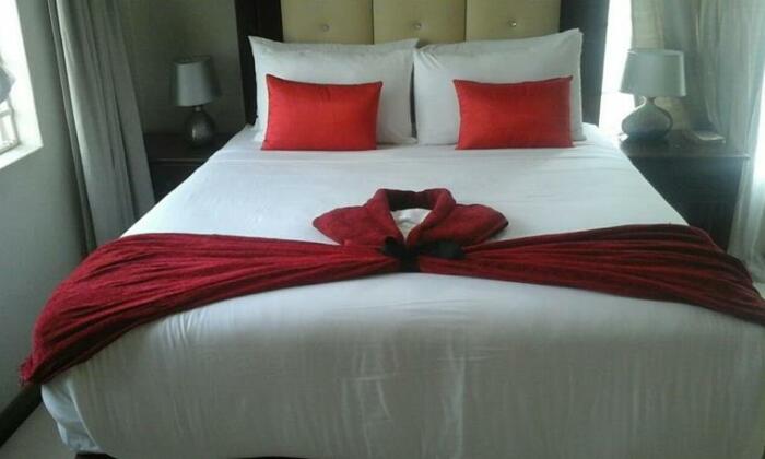 Sleepful Nights Guest House - Photo2