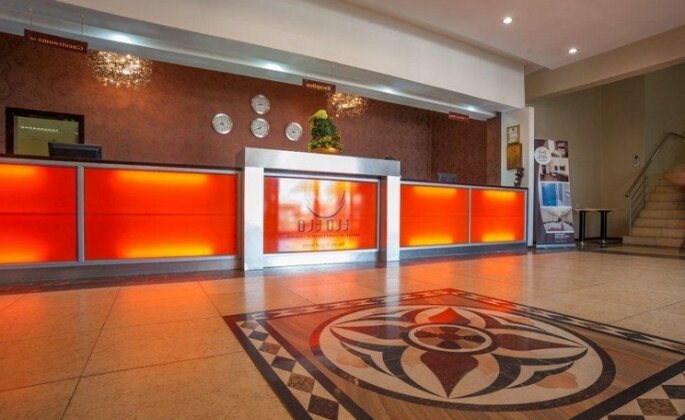 Tlotlo Hotel and Conference Center - Photo3