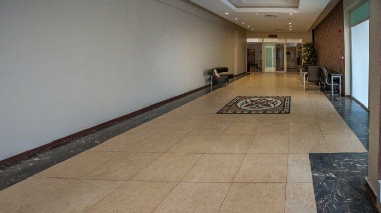 Tlotlo Hotel and Conference Center - Photo5