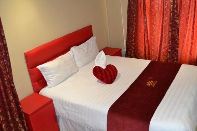 Tlou Hotel Rasesa - Photo2