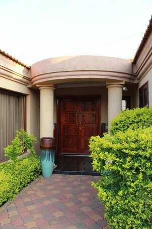 Villa Capricorn Gaborone - Photo3