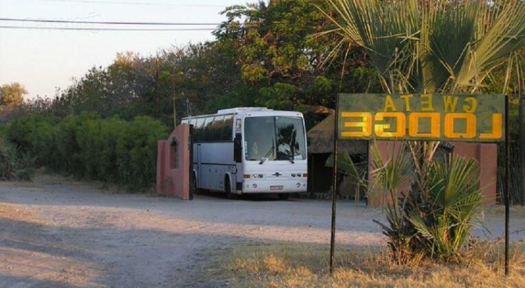 Gweta Lodge - Photo2