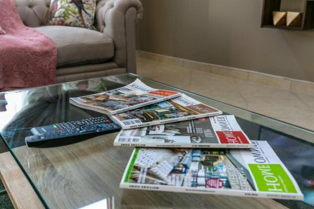 Gemstone Suites - Photo2