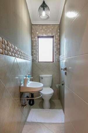 Gemstone Suites - Photo3