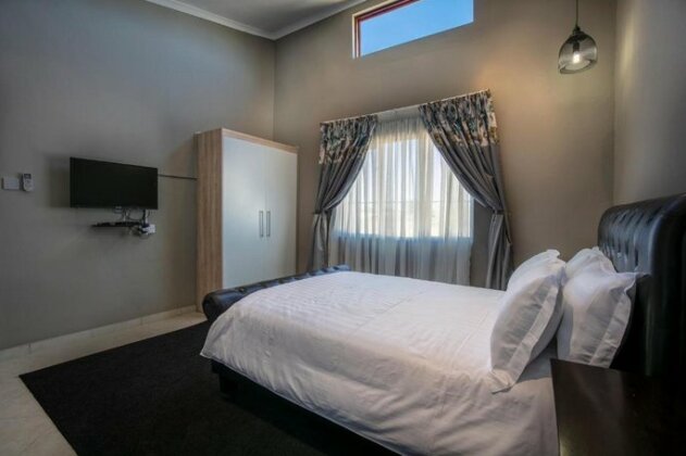 Gemstone Suites - Photo5