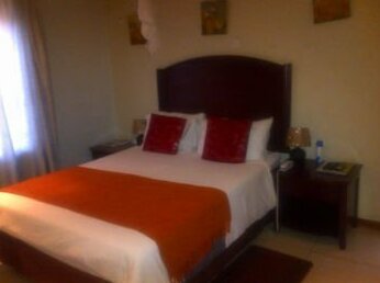 Comfort Palace Guest House - Photo4