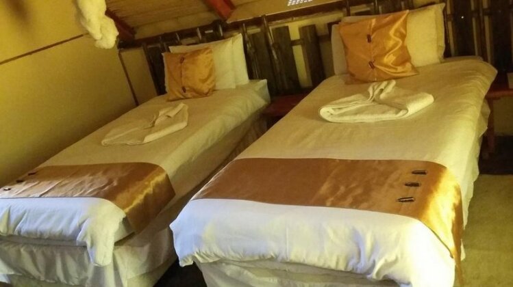 Elephant Trail Guesthouse and Backpackers - Photo4